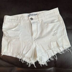 EXPRESS Women’s Distressed Jean Shorts in White - 8